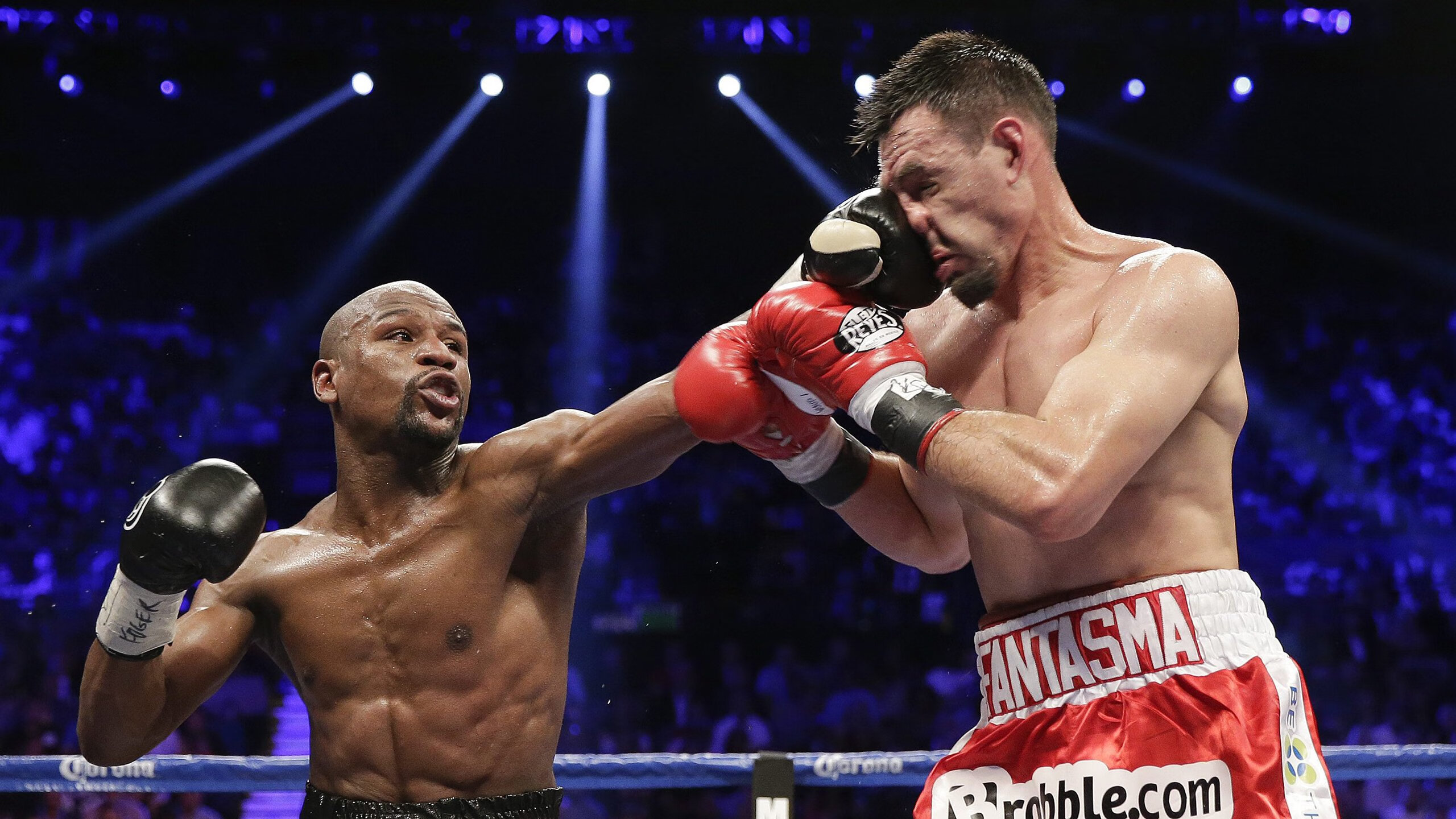 KAIYUN 中国大陆-西甲天王带球冲锋：激烈场面高潮不断，西甲最新用球